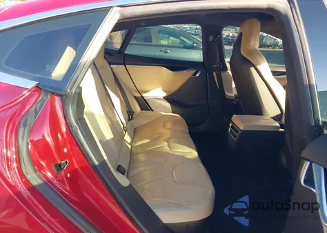 2016 Tesla Model S 60/70/75/85 из США, поврежденный, VIN 5YJSA1E11GF160364